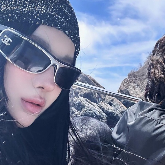 Chanel SHIELD SUNGLASSES 9133B Nylon Silver Brown - Picture 5 of 7